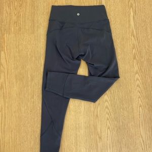 Lululemon purple leggings 8